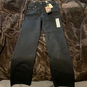 Black levi straight leg jeans